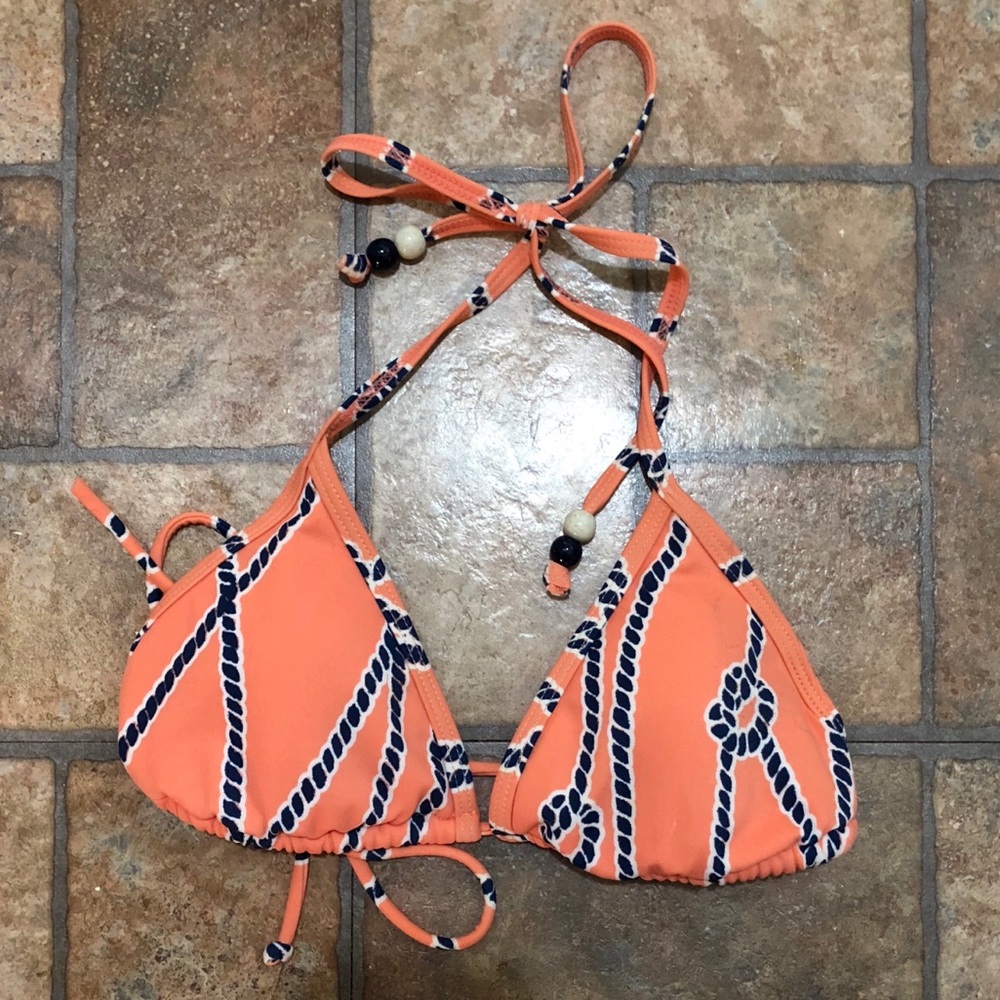 NWOT Black poppy swim top